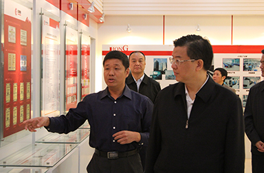 福建省委常委、省紀(jì)委書記倪岳峰調(diào)研虹潤公司