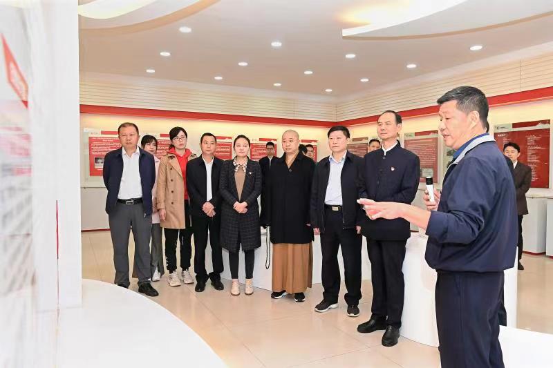 福建省人大常委會黨組書記、副主任雷春美和全國人大代表到順昌虹潤等地調(diào)研